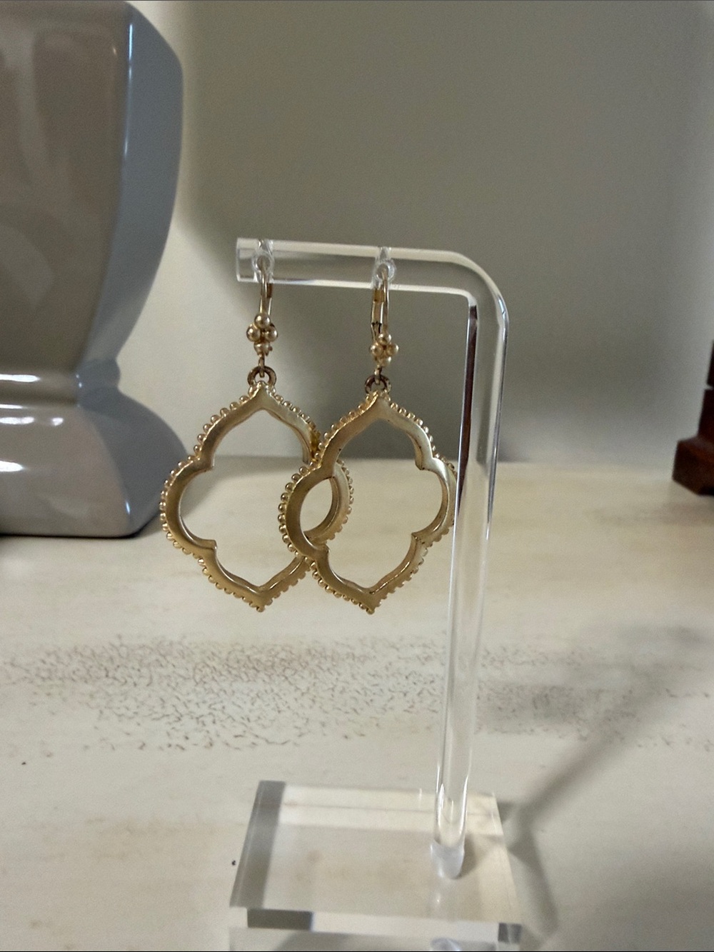 Elegant Gold Quatrefoil Drop Earrings - Women Jewelry